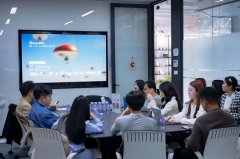 更是“人机协同”下创意深度取表达温度的较